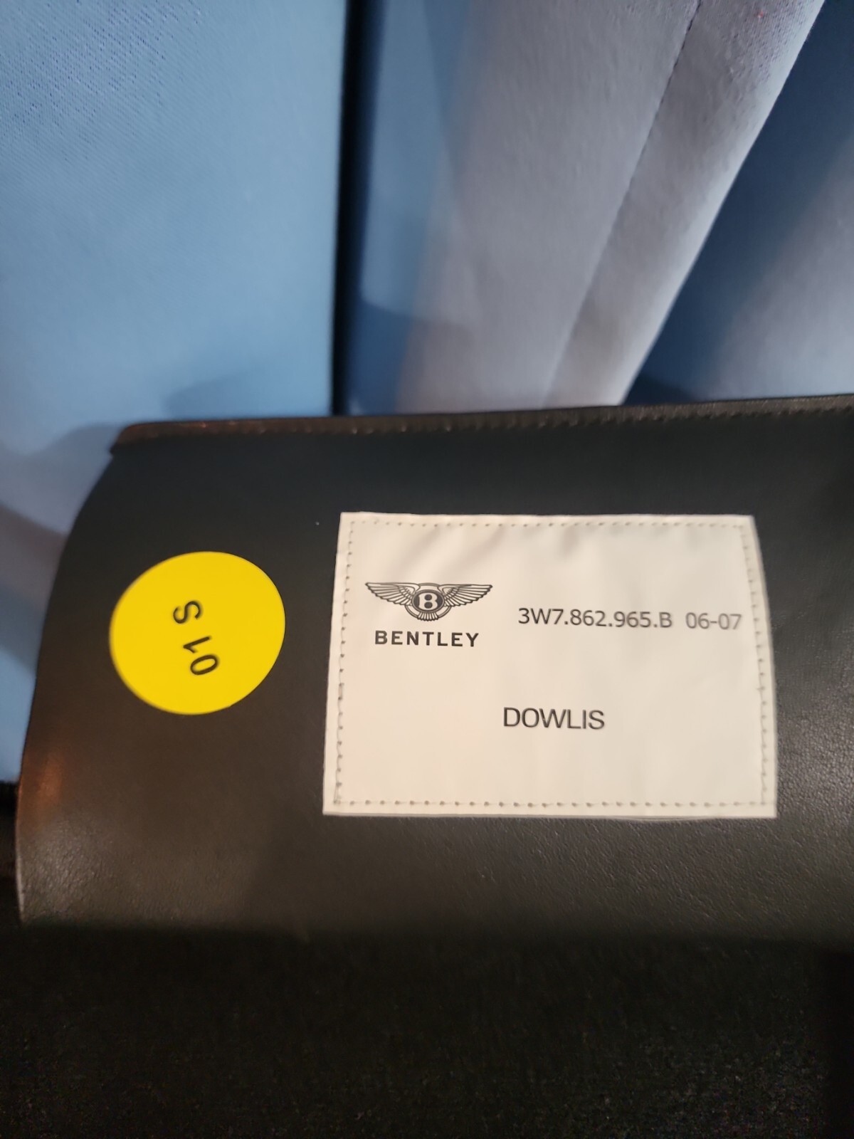 Bentley Continental GTC Convertible Wind Screen Deflector 3W7862965B 06-07 case