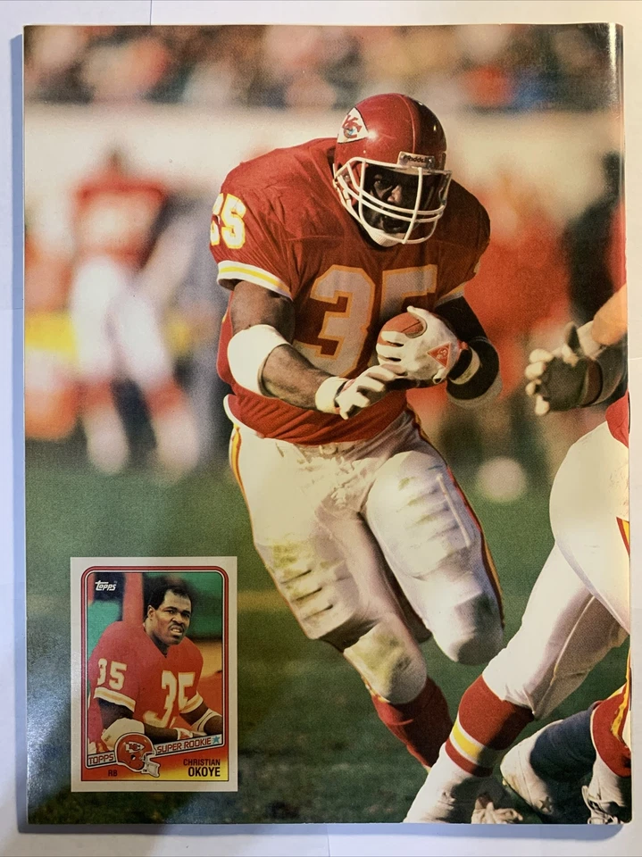 BECKETT Football Card Magazine Issue #4 May/June 1990 Barry Sanders CGC 9.0 - Image 2 of 2