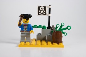 LEGO Pirates 1696/1464 Pirate Lookout Complete