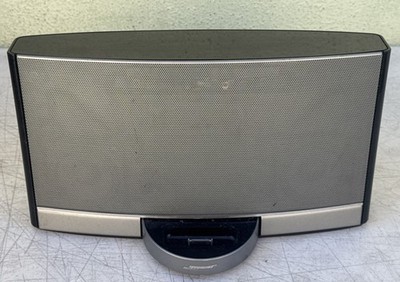 BOSE SoundDock Portable Digital Music System Black USED NO POWER CORD or Remote