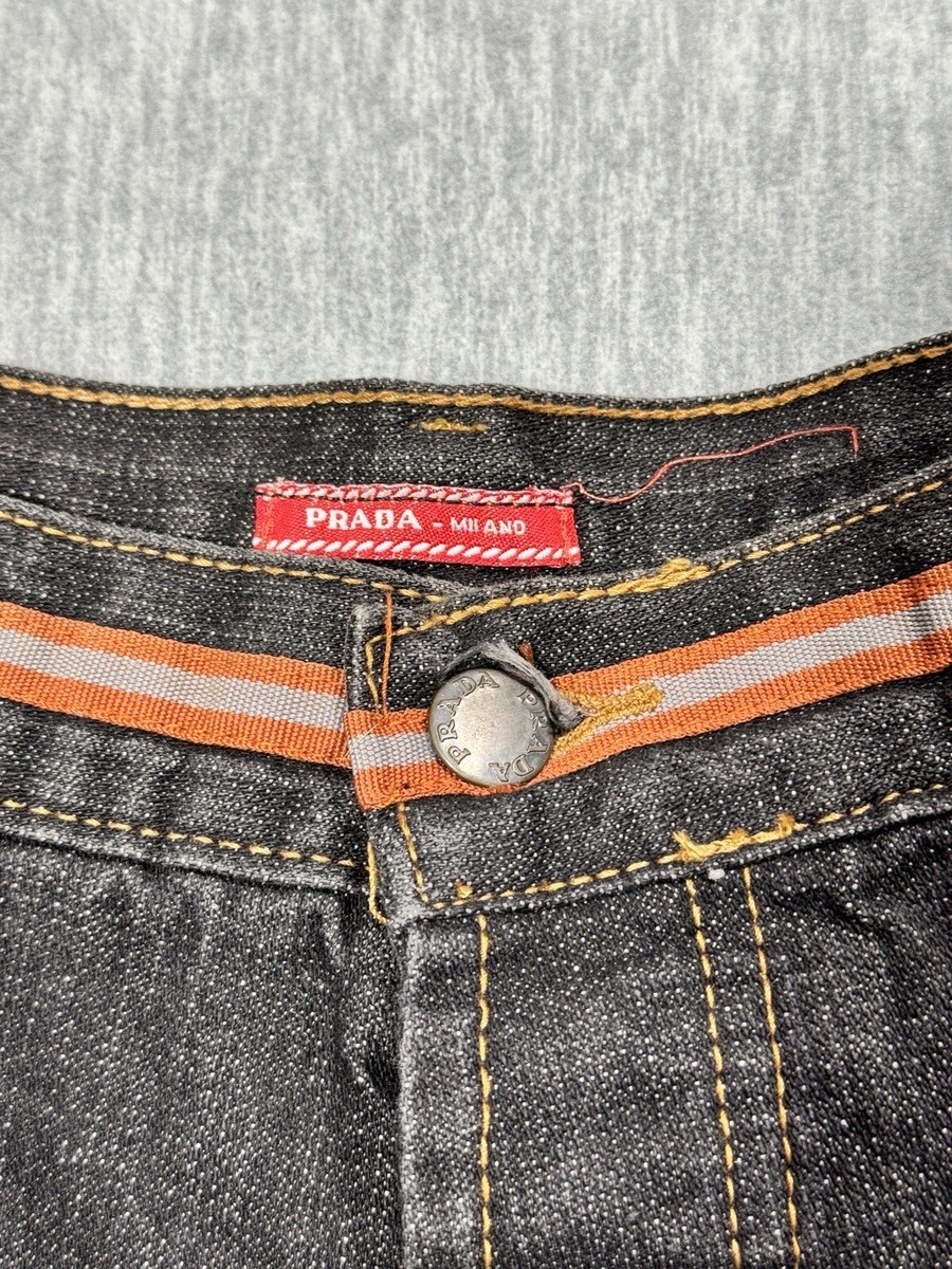 PRADA ハイウエスト コットン デニム ジーンズ メタル ロゴ ロゴプレートバルーンジーンズ (PRADA/デニム・ジーパン) GFP519