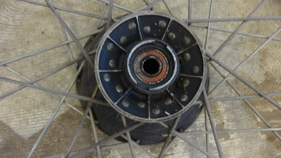 Kawasaki KDX200 1984 Enduro K494-7~ llanta delantera 21" Foto 4 de 4