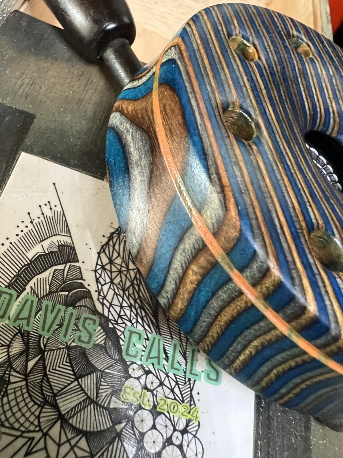 Friction/Pot Style Turkey Call Ceramic Over Slate With Striker And Cond. Stone