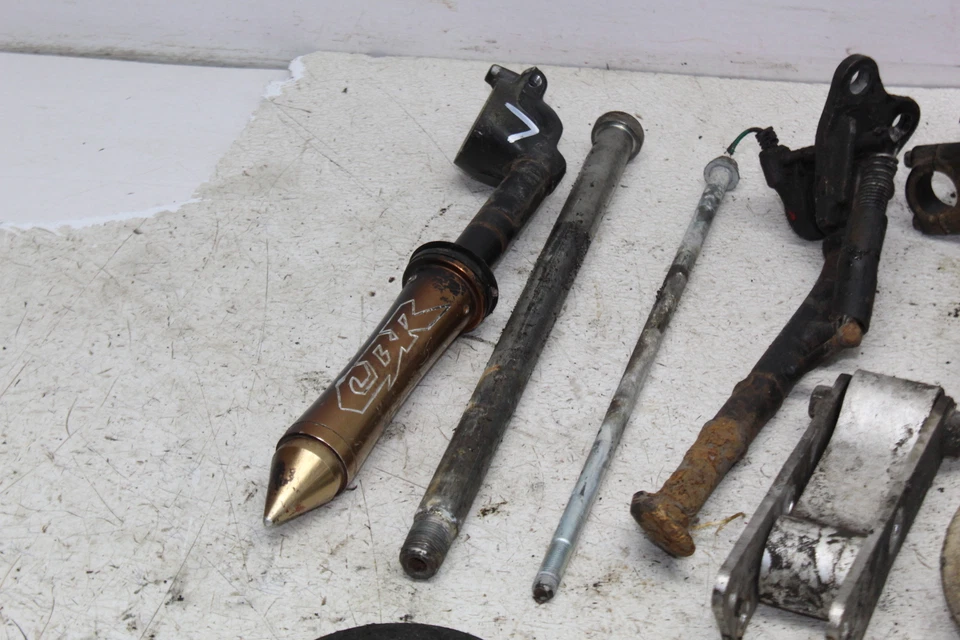 Lote de piezas y herrajes Honda CBR600F4I 2004 Foto 2 de 4