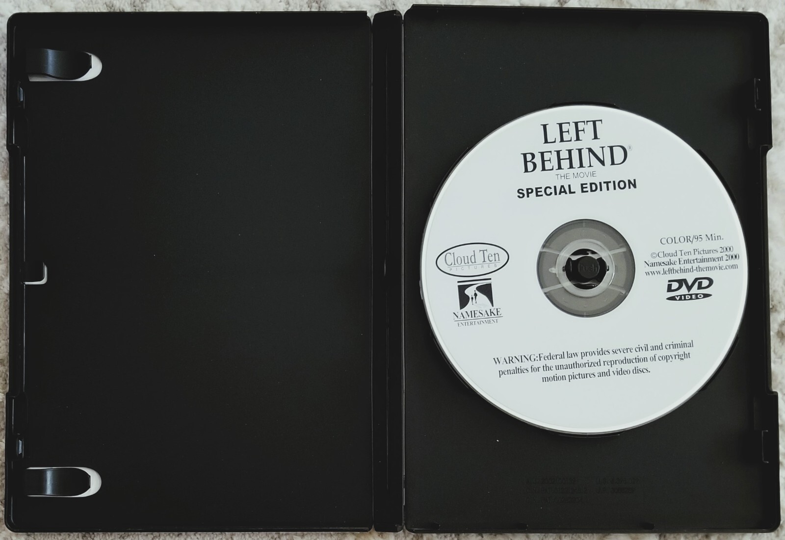 Left Behind (DVD 2000) Kirk Cameron, Brad Johnson, Chelsea Noble, W/CASE Cuisine reunionnaise