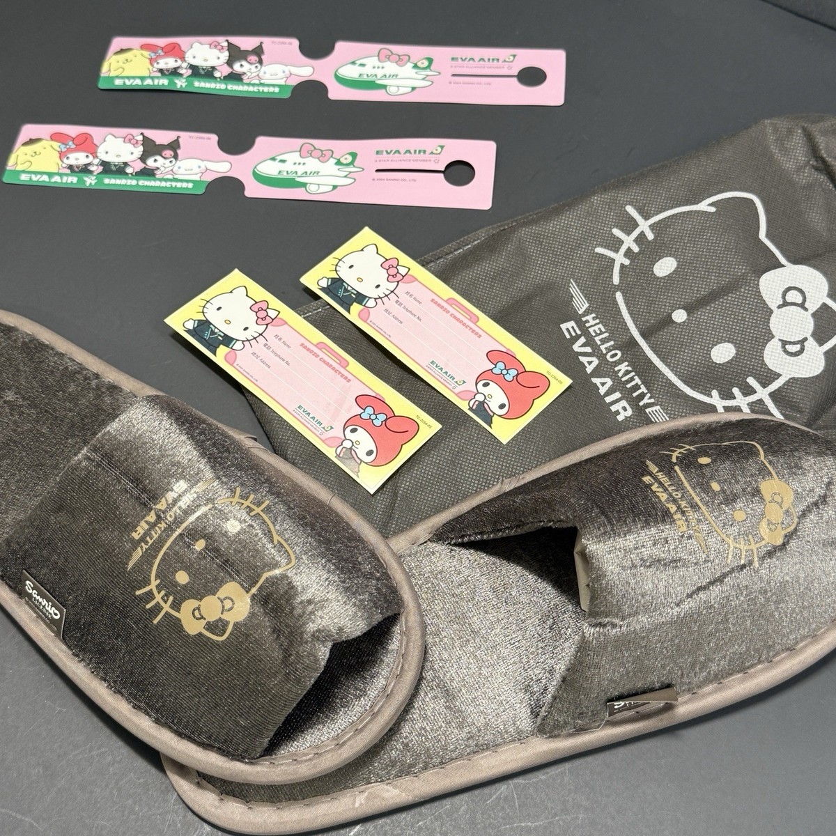 EVA AIR Hello Kitty Sanrio Business Class Slippers Luggage Tags