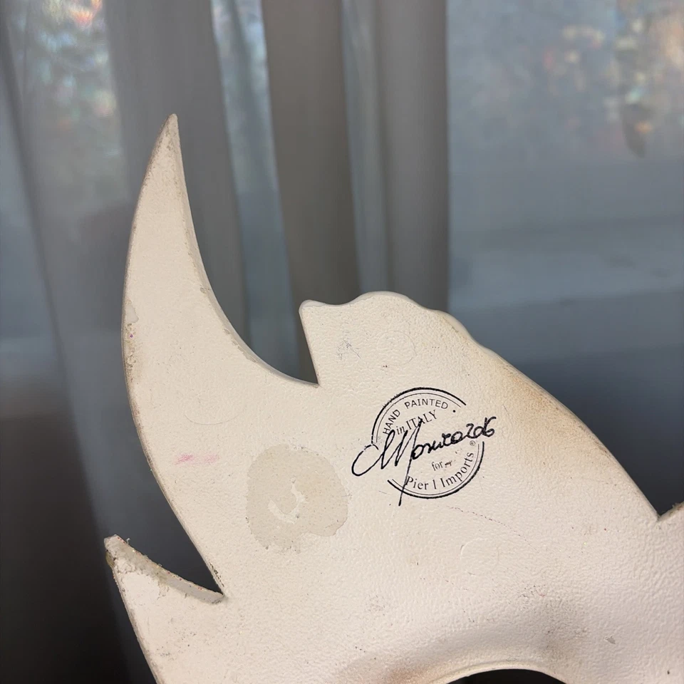 Vintage Pier One Imports Hand-painted Venetian Party Masquerade Mask Italy - Image 3 of 4