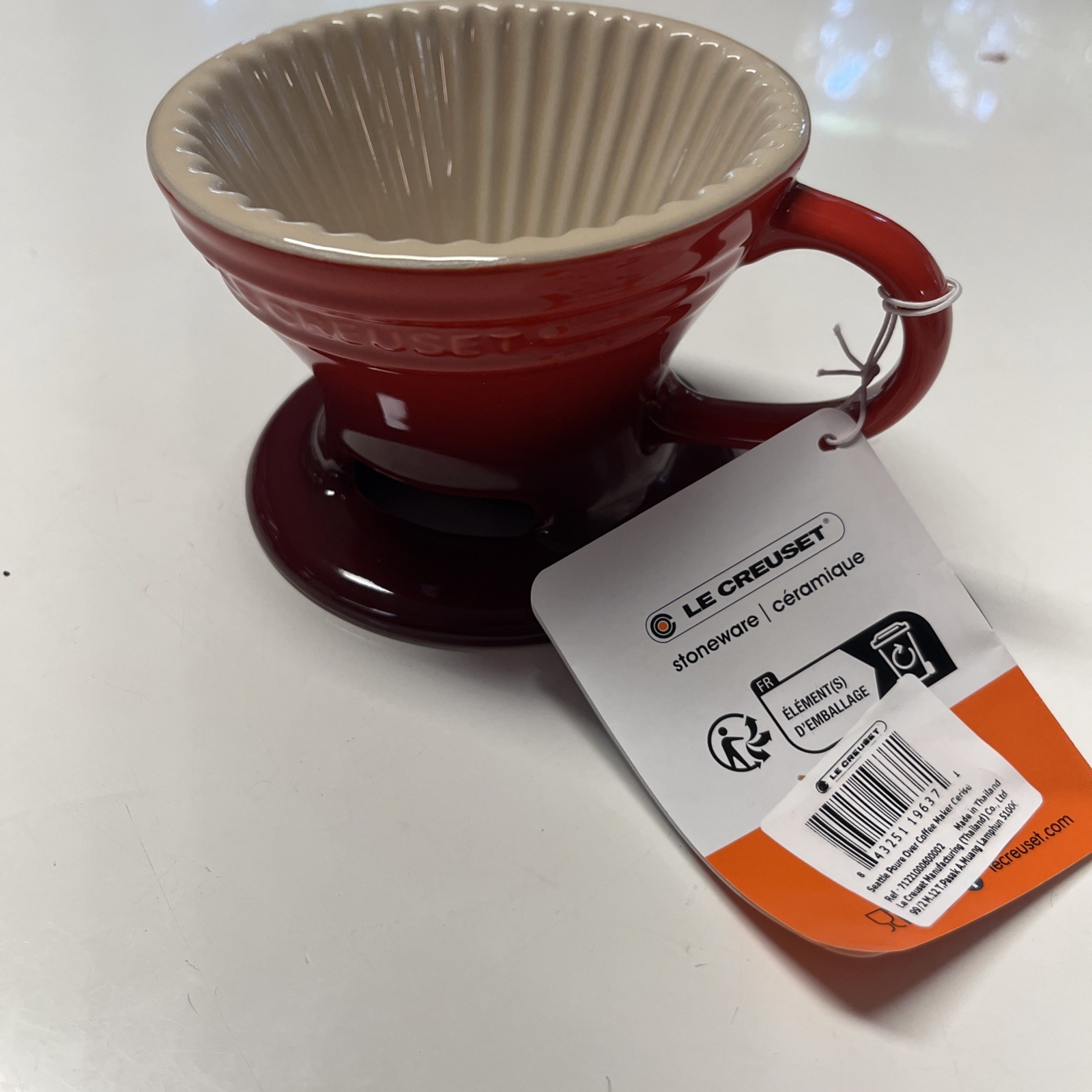 Le Creuset Coffee Pour Over Cone Ombre Red  No Tags/Box Preowned No Signs of Use