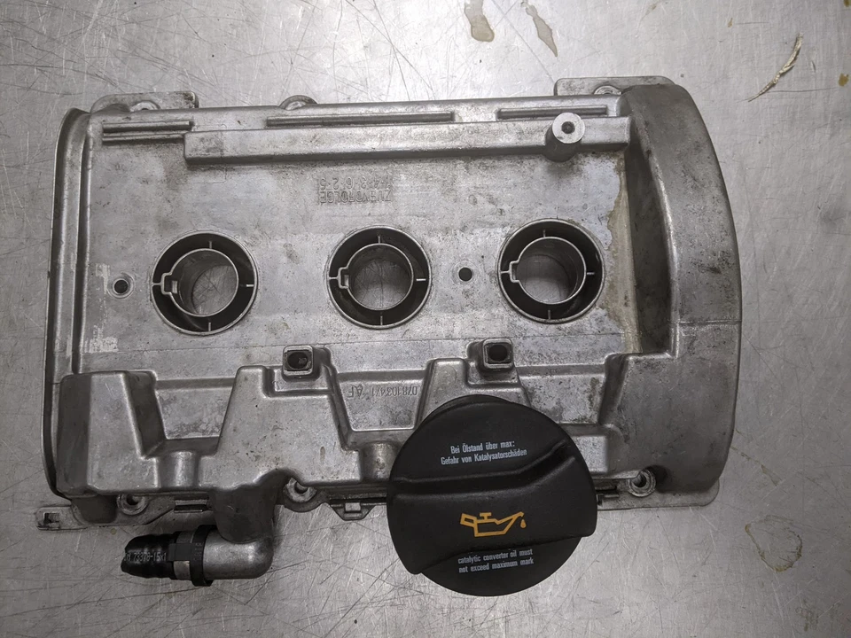 Cubierta válvula izquierda para 00-04 Audi A6 Quattro 2.7 078103471AF Turbo Foto 2 de 4