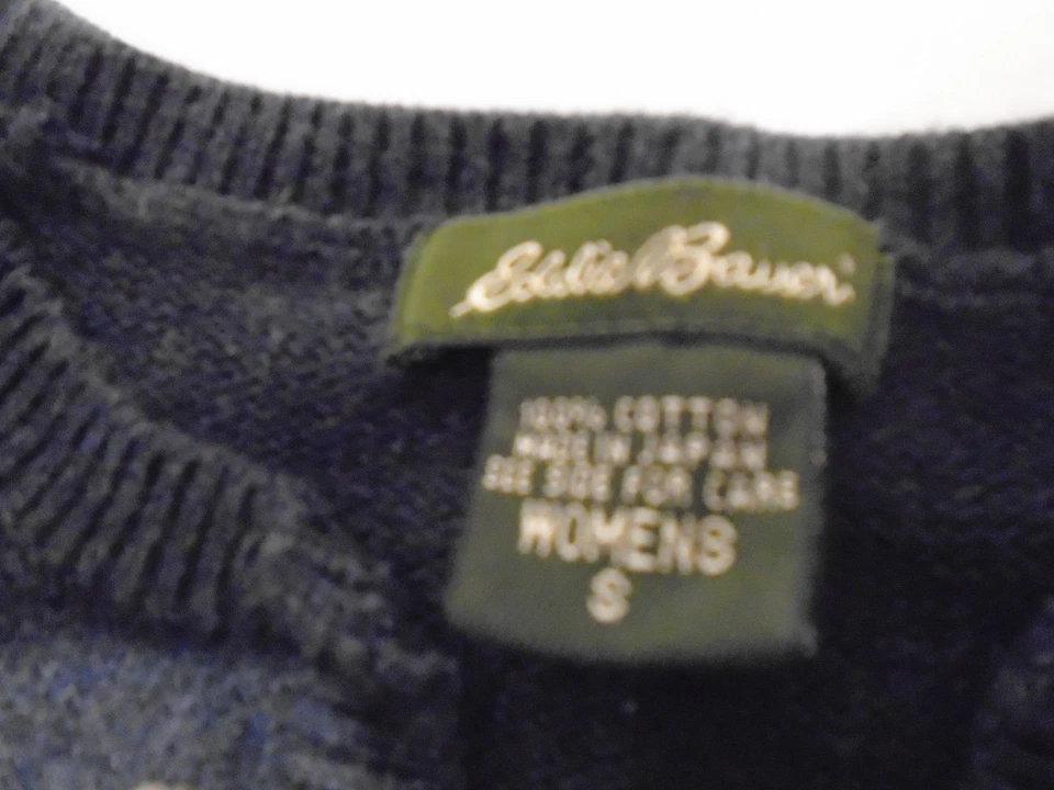 Vintage Embroidered Eddie Bauer Navy Blue Button-Up Cardigan Womens size Small - Image 2 of 3