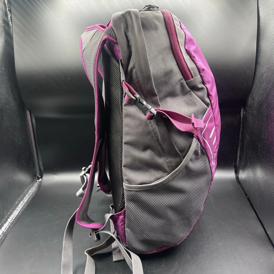 Mochila Osprey Daylite H2OFushia Rosa Gris 13L Senderismo Camping Ligera C Fotos Foto 2 de 4