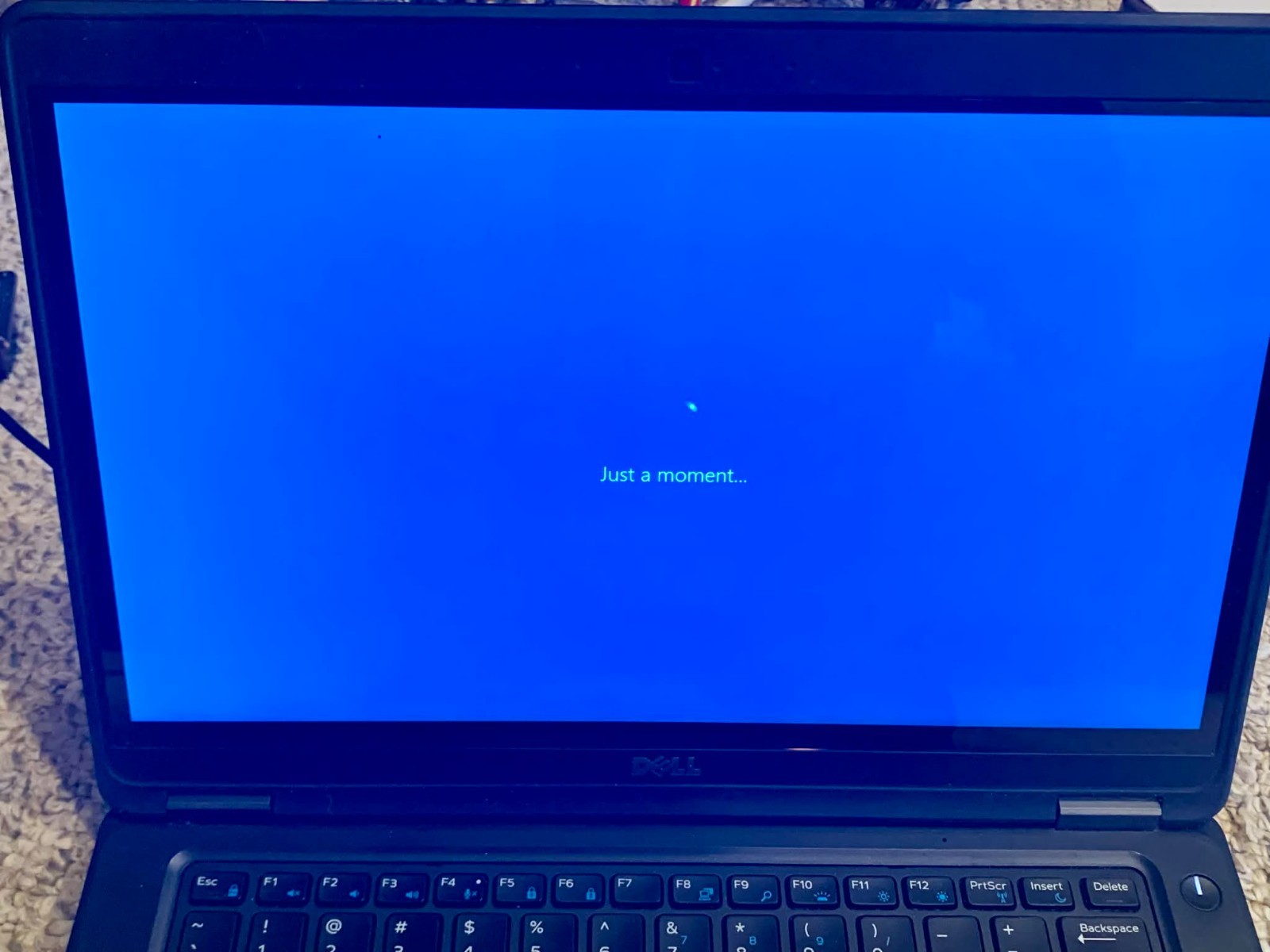 Dell Latitude E450, 14-Inch Laptop, with Intel Core i5 5th Gen., 256 GB SSD (Solid State Drive), Windows 10 Pro