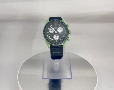 Omega x Swatch Speedmaster Mission On Earth SO33G100 Excellent