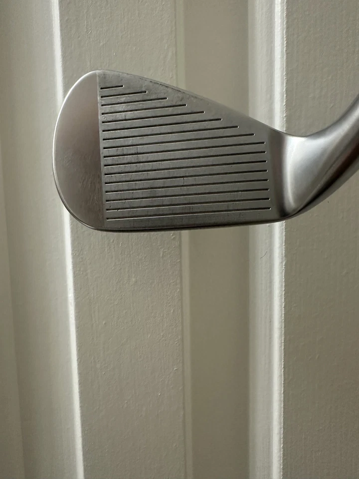 Cuña de lanzamiento vertical Srixon ZXi5 44 grados 1 grado. Modus 120 S Golfpride tamaño mediano Foto 3 de 4