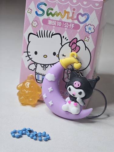 Kuromi Schlüsselanhänger mit Mond - Bild 5 von 13