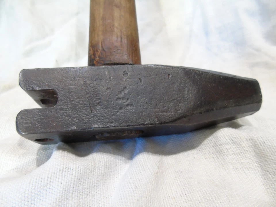 ancienne boucharde embout amovible marteau tailleur de pierre bon état Chabax - Photo 2/4