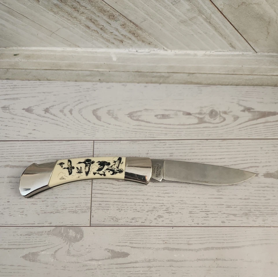 Navaja de bolsillo vintage Sabre China imitación hueso. Foto 4 de 4