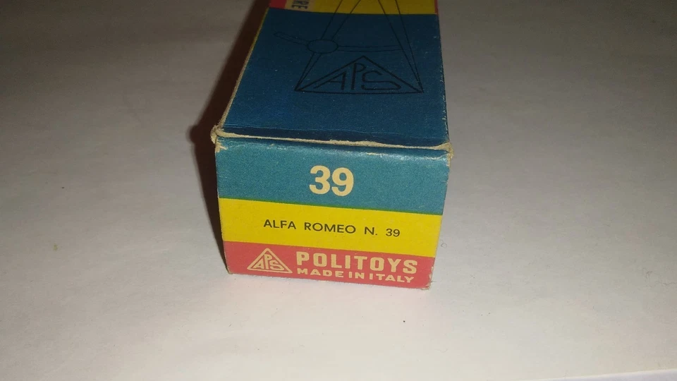 Politoys alfa romeo 2000 1/41 - plastica APS - # 39 - Immagine 3 di 4