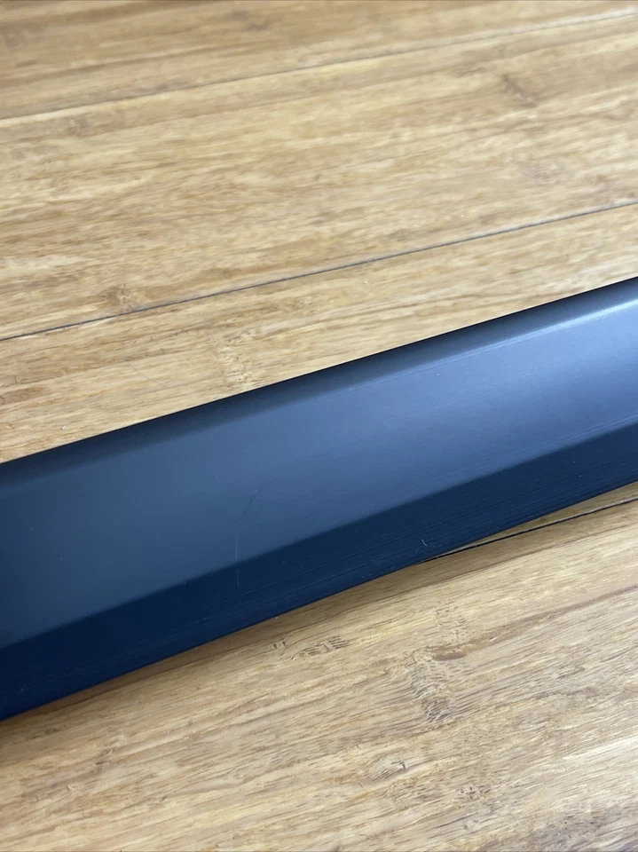 Tira moldura puerta inferior delantera izquierda Audi A3 2006-2013 OEM *NOTA* PH Foto 4 de 4