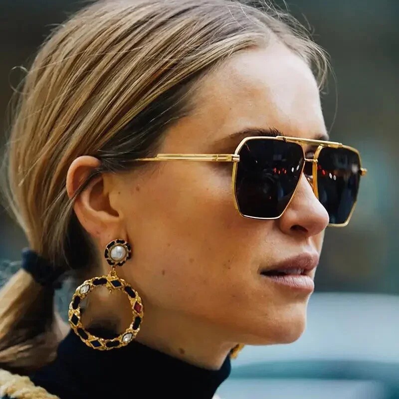 Brand celebrity fashion designer haute couture italian sunglasses monogram women