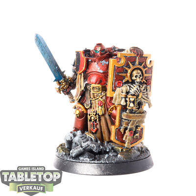 Space Marines - Captain with Relic Shield - bemalt