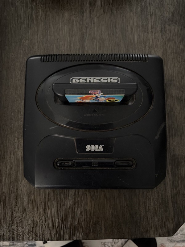 Sega Genesis Model 2 Console Bundle Sonic The Hedgehog 2 OEM Controller
