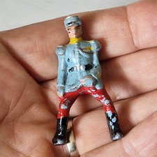 QUIRALU  " chasseurs d'Afrique " 1 officier petit modèle ,démontable .