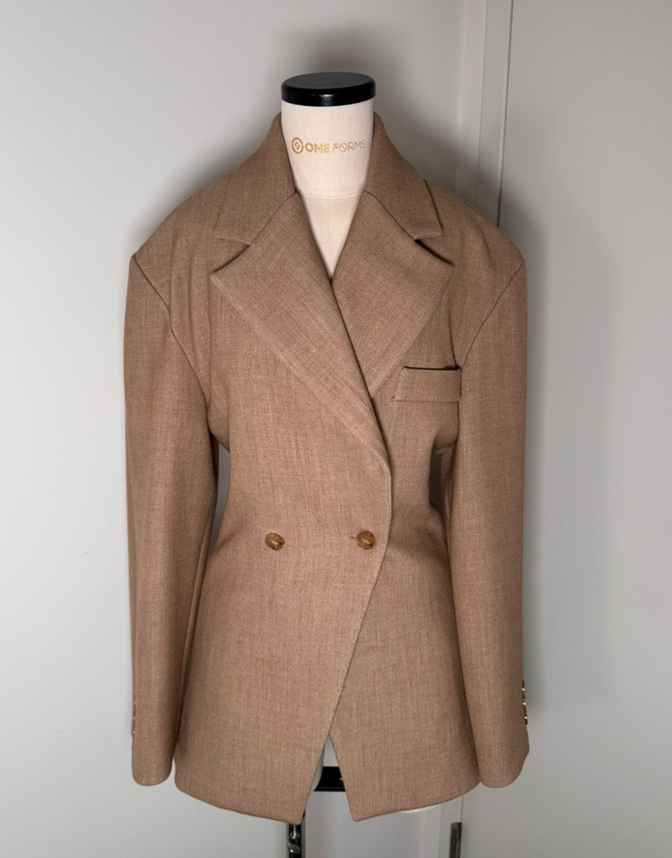 SOURCE UNKNOWN Viral Tailored Blazer – Sculpted C… - image 3