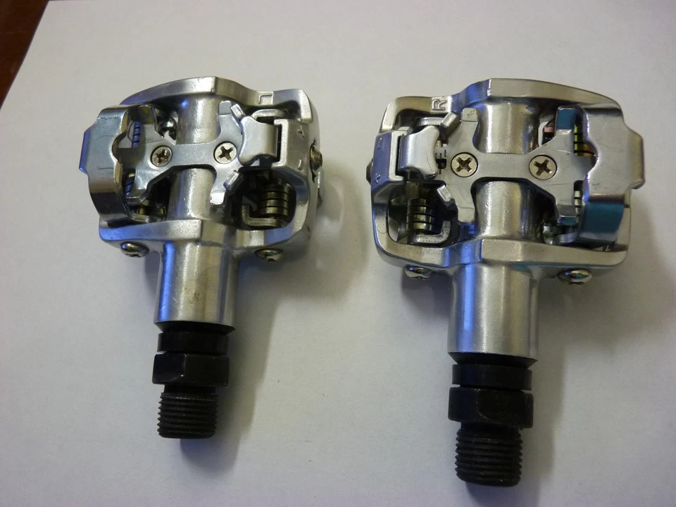 VINTAGE GT ALLOY DUAL SIDE CLIPLESS BICYCLE PEDALS 9/16 X 20 TPI  - Image 2 of 3