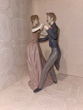 Lladro Anniversary Waltz Large Figurine 1372 Retired- 12.25" tall