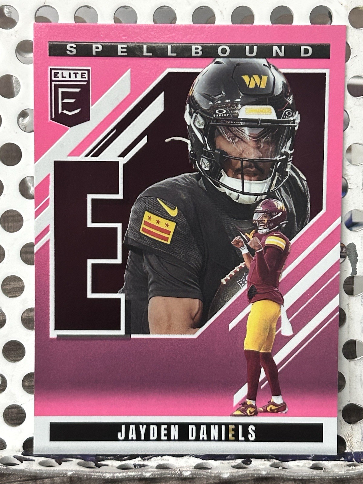 2024 Donruss Elite Jayden Daniels Pink Spellbound E #12 Commanders 💎Mint🔥🔥