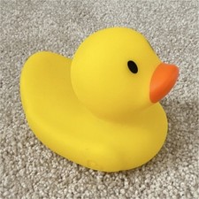 Munchkin Safety Bath Ducky Baby Bath Toy Yellow Hot Temperature Indicator