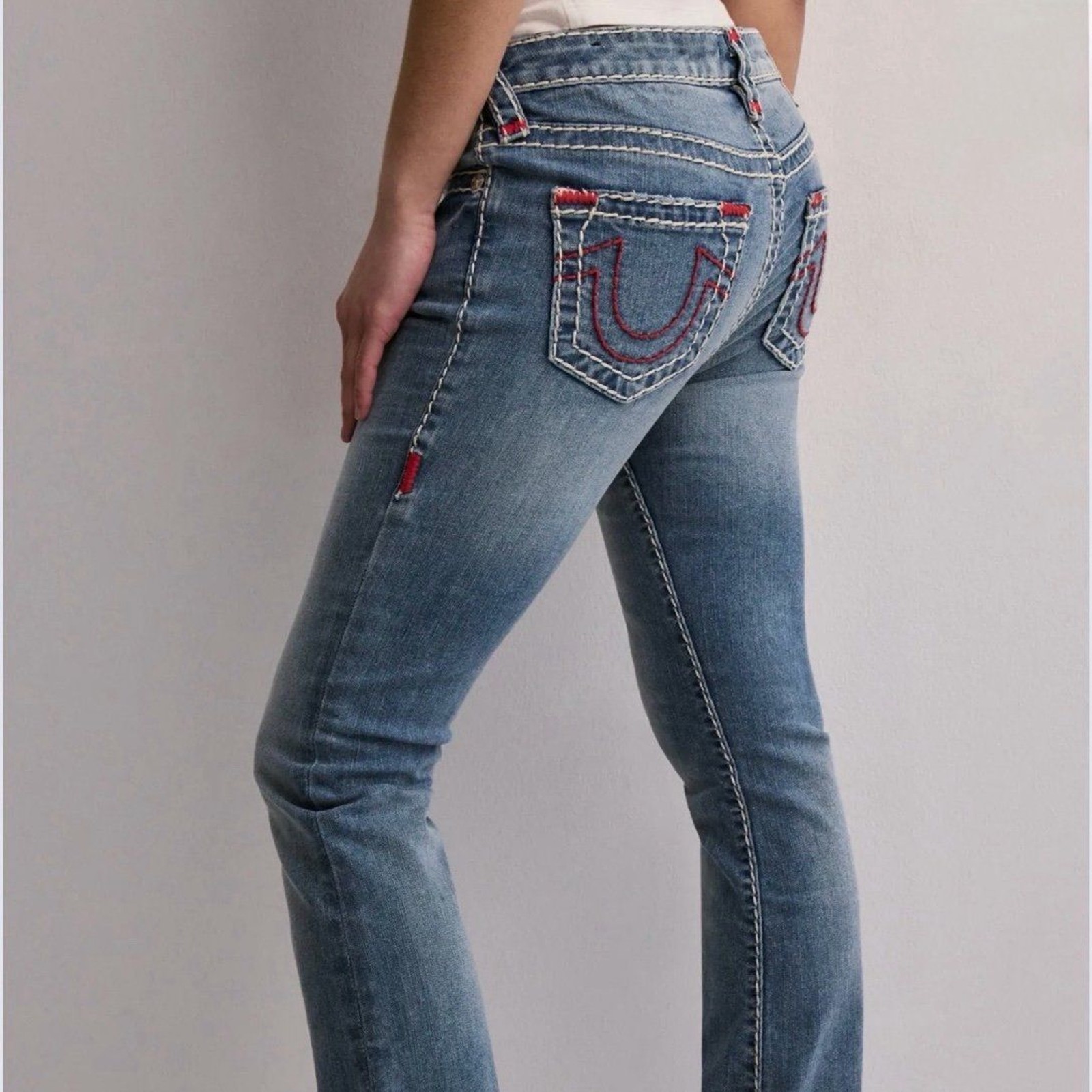 TRUE RELIGION BECCA MID RISE BOOT CUT SUPER T