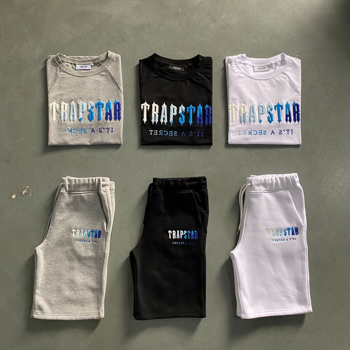 Brand New Trapstar Chenille Decoded Short Set Ice Flavour Brand New Trapstar Chenille Decoded Short Set Ice Flavour