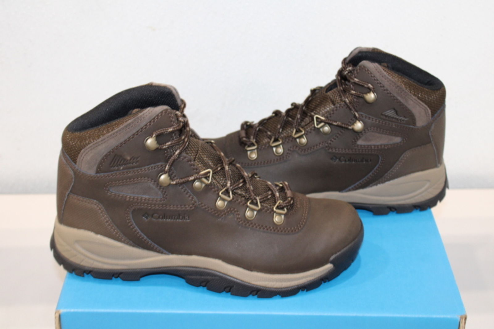 Columbia Men's 7.5 Yoncalla Mid Waterproof Hiking Boots Brown eBay