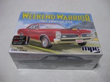 MPC Weekend Warrior 1967 Pontiac GTO 1/25 Scale Model Kit #MPC918M/12 - Sealed