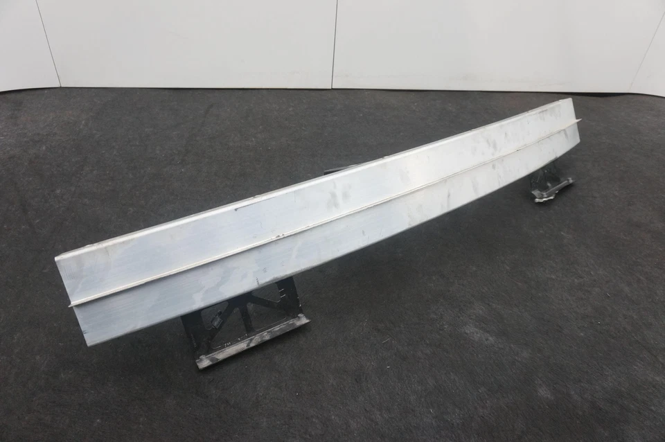 Barra de choque de impacto de refuerzo de parachoques trasero OEM 11A8098CP McLaren 650S 2015-17 Foto 2 de 4