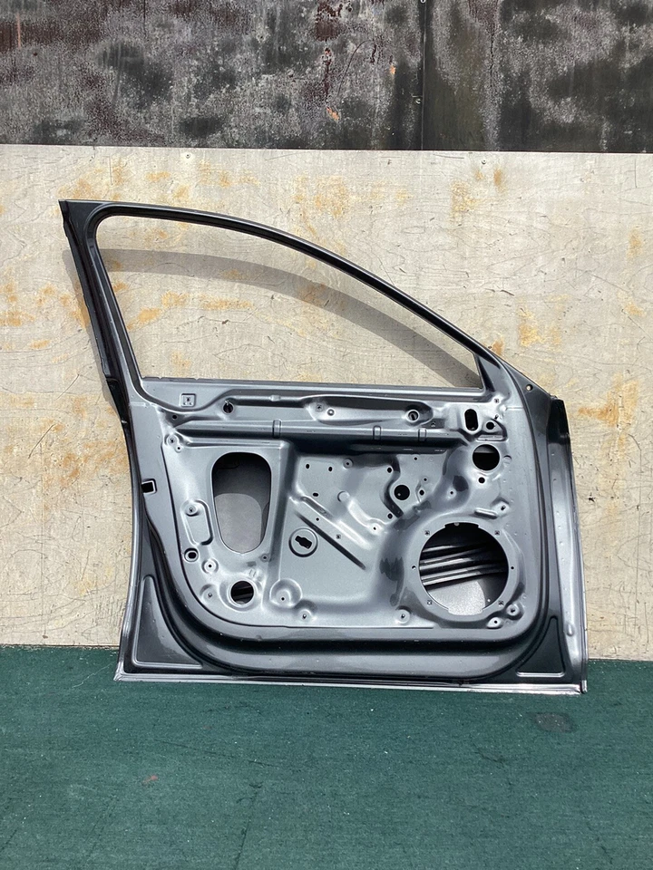 Audi A4 Allroad 2017 2018 2019 puerta delantera izquierda fabricante de equipos originales usado Foto 4 de 4