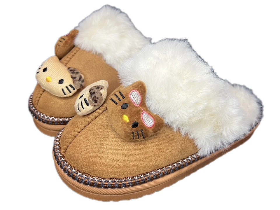 Hello Kitty Women and Girls Plush Slippers Winter Warm Size 6-7 - Image 3 of 4