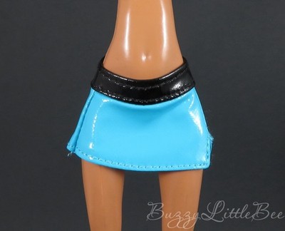 Bratz Sasha Play Sportz Pleather Aqua Mini Skirt Fits G1 G2 and some G3 MH Dolls