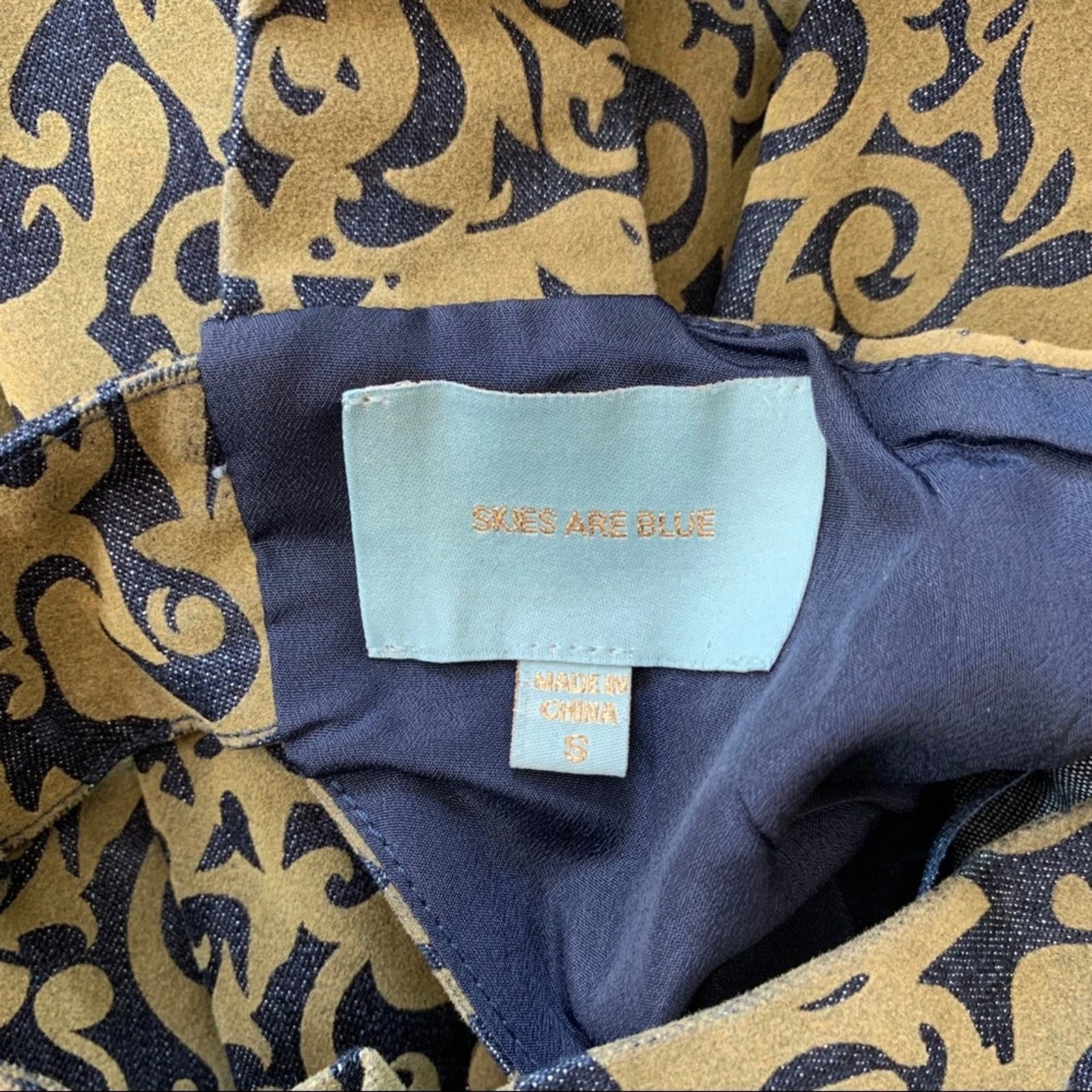 VETEMENTS Abito smanicato Skies Are blu schiena aperta oliva blu navy broccato misto cotone piccolo