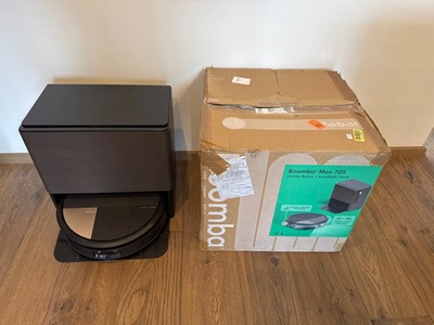 iRobot Roomba Max 705 Combo Saugroboter mit AutoWash Dock #10081