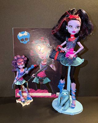 Monster High Complete Jane Boolittle Doll & Exclusive Magazine Figurine G1