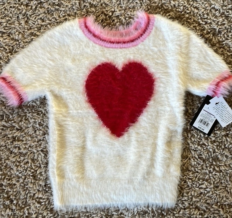 Soft And Fuzzy Short Sleeve Heart Sweater Size 10/12