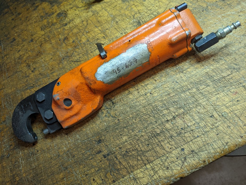 APT 720 Pneumatic C Compression Rivet Squeezer air riveter aircraft ...