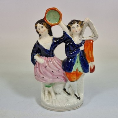 Antike Staffordshire Keramik Figur 2 Musiker 16 cm hoch aus dem 19. Jahrhundert