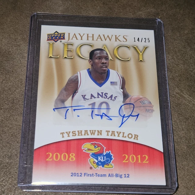 2013 Upper Deck University of Kansas Jayhawks Legacy Tyshawn Taylor Autogramm /25