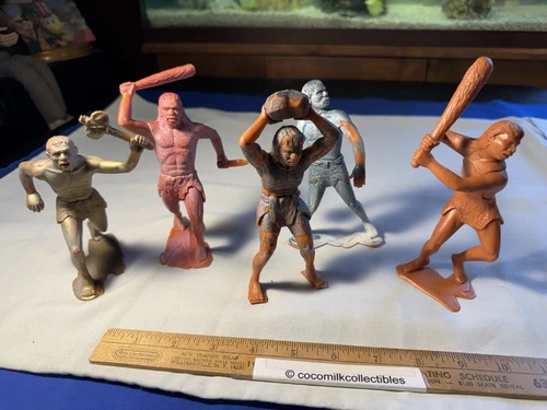 Vintage 1963 Lot 5 Louis Marx Plastic Toy Cavemen Figures Jumbo some Painted