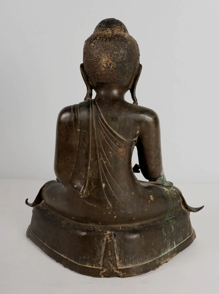 Muy Fino Birmano Birmano Mandalay Bronce Buda Sentado con Ojos Incrustados Fecha 1913 Foto 4 de 4