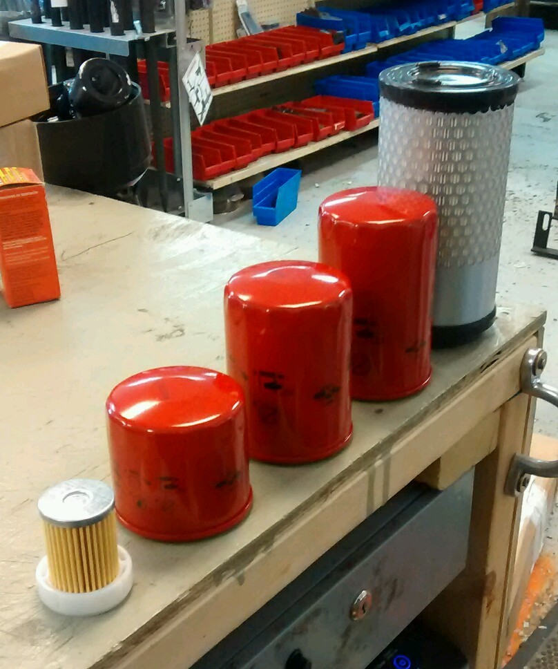 KUBOTA TRACTOR FILTERS B7500 w/D1105 engine "free shipping" eBay